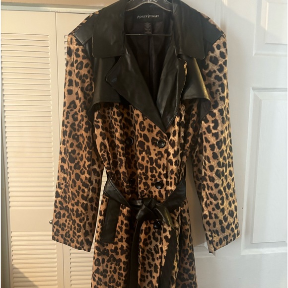 ASHELEY STEWART Jackets & Blazers - WOMEN LEOPARD TRENCHCOAT.